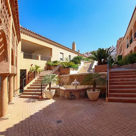 Luxury App. - Puerto Golf ماربيا